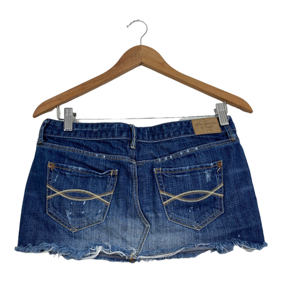 Abercrombie & Fitch Denim Y2K Mini Skirt Raw Hem Distressed Blue Size 2 - Picture 5 of 5